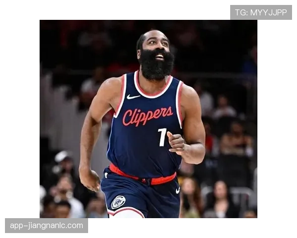 哈登突破次数提升拉开防守差距 主导快船进攻节奏