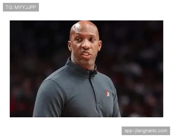 比卢普斯精准无球跑位提升组织效率明显超越同位置后卫